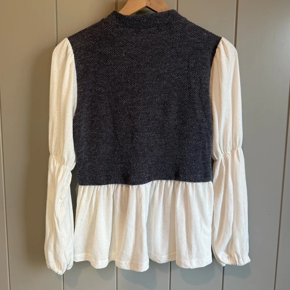 Women’s Twofer Sweater Shirt Top Puff Long Sleeve White Gray Babydoll Knit Small